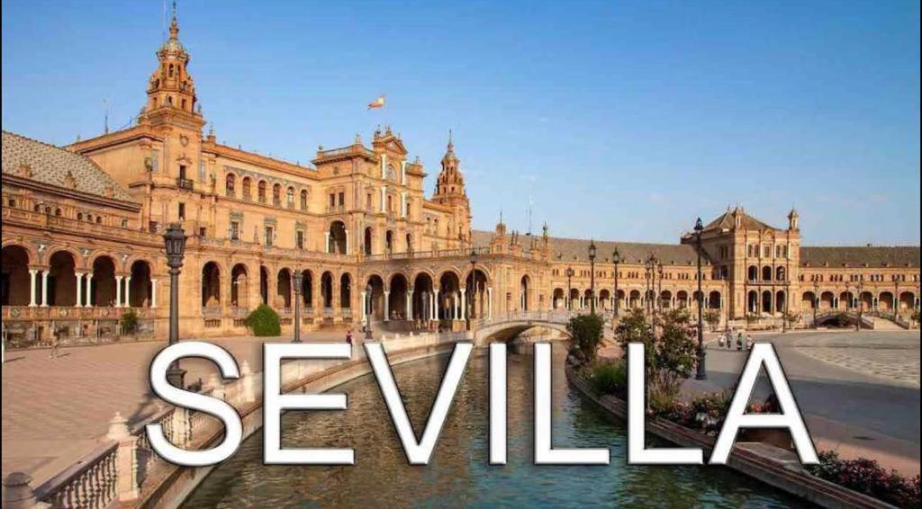 Budget And Cute Rooms With Balcony Sevilla Center エクステリア 写真