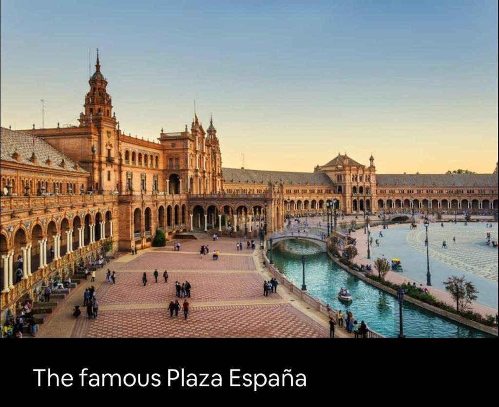 Budget And Cute Rooms With Balcony Sevilla Center エクステリア 写真